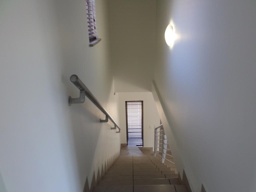 To Let 3 Bedroom Property for Rent in Fourways Gauteng