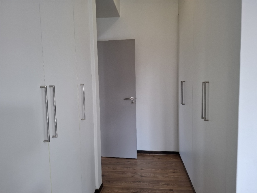 To Let 3 Bedroom Property for Rent in Fourways Gauteng