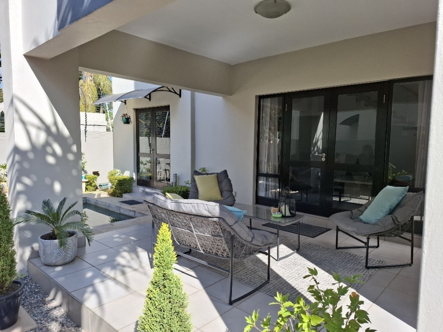 To Let 3 Bedroom Property for Rent in Fourways Gauteng