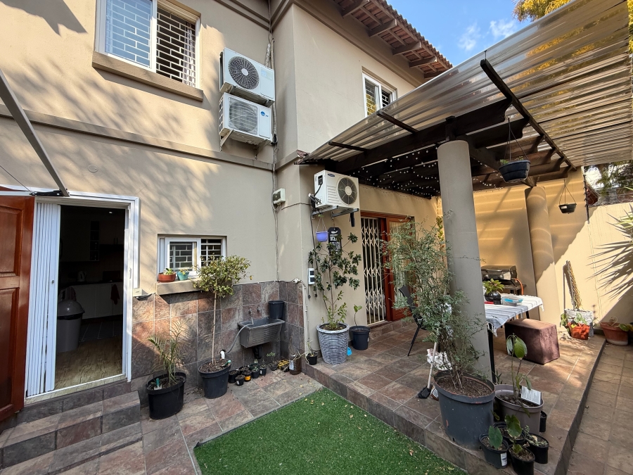 2 Bedroom Property for Sale in Ferndale Gauteng