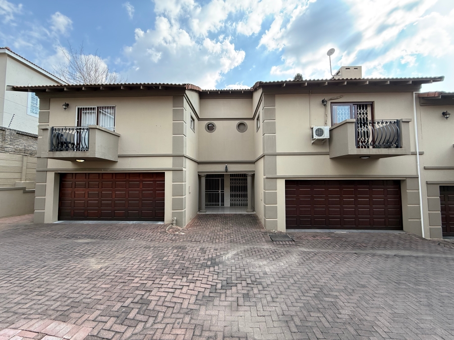 2 Bedroom Property for Sale in Ferndale Gauteng