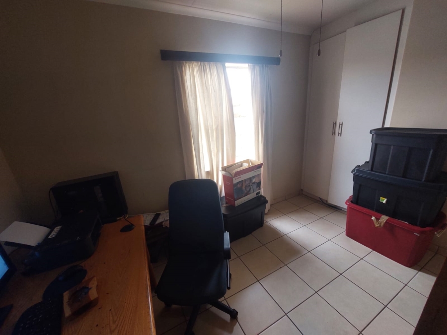 To Let 3 Bedroom Property for Rent in Montana Gauteng