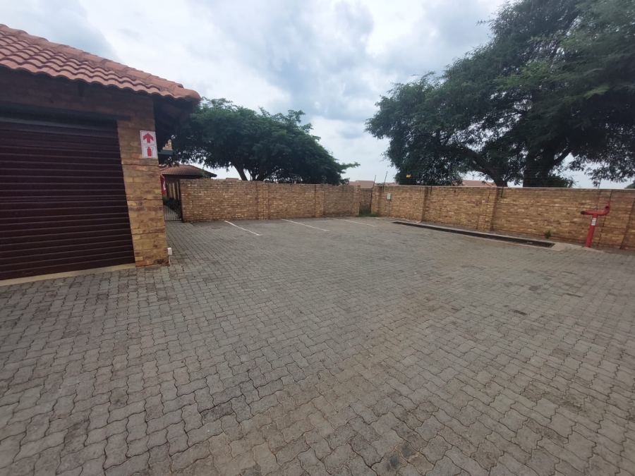 To Let 3 Bedroom Property for Rent in Montana Gauteng