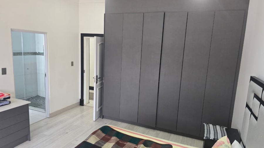 4 Bedroom Property for Sale in Eldoraigne Gauteng