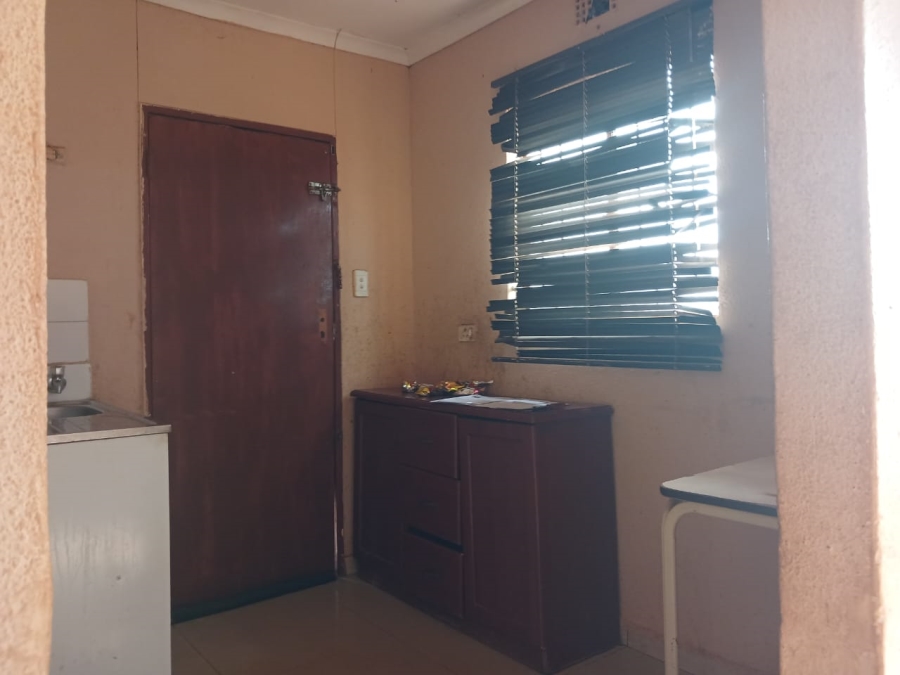 2 Bedroom Property for Sale in Venterspost Gauteng