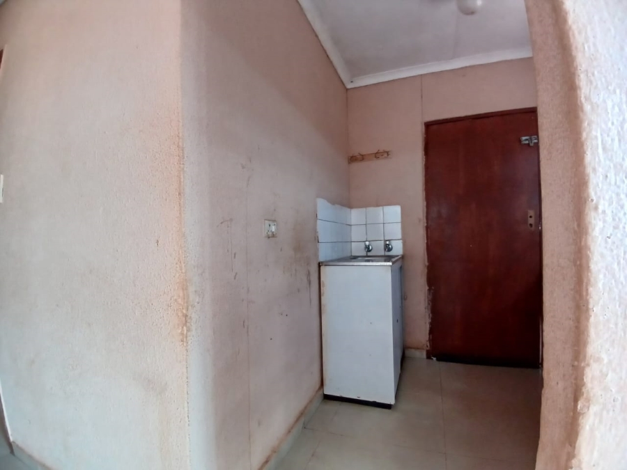2 Bedroom Property for Sale in Venterspost Gauteng