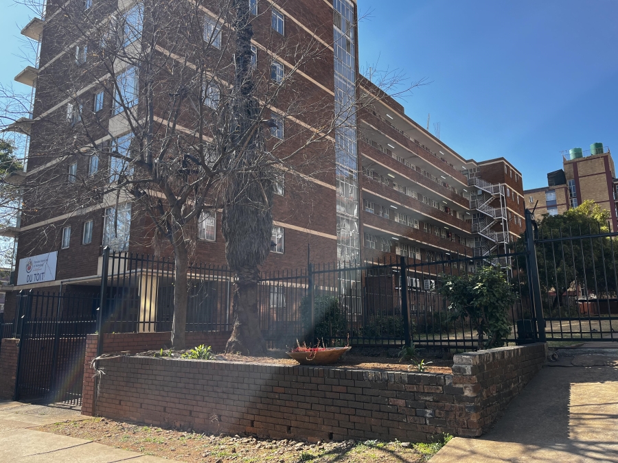 2 Bedroom Property for Sale in Muckleneuk Gauteng