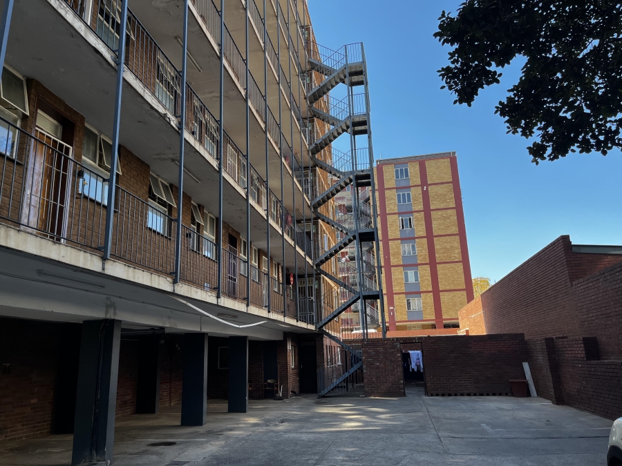 2 Bedroom Property for Sale in Muckleneuk Gauteng