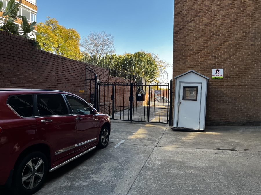 2 Bedroom Property for Sale in Muckleneuk Gauteng