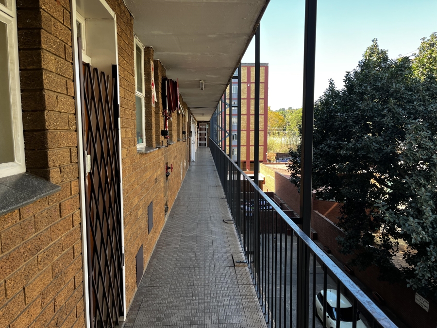 2 Bedroom Property for Sale in Muckleneuk Gauteng