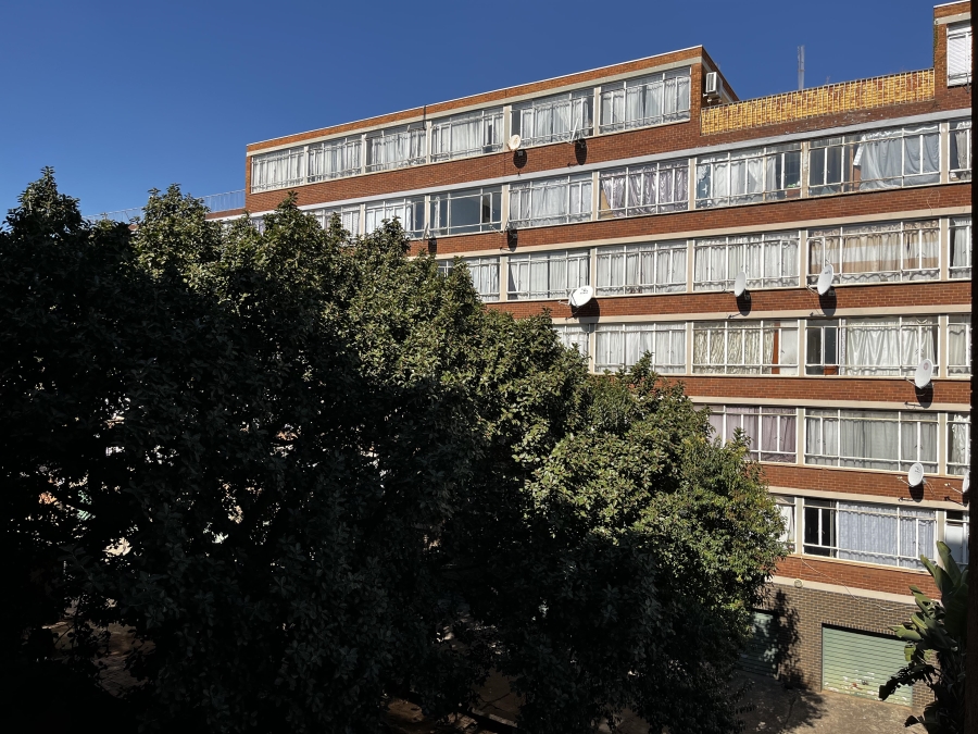 2 Bedroom Property for Sale in Muckleneuk Gauteng
