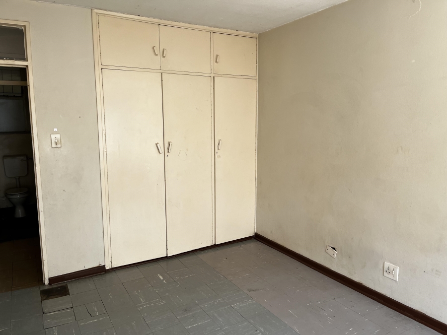 2 Bedroom Property for Sale in Muckleneuk Gauteng