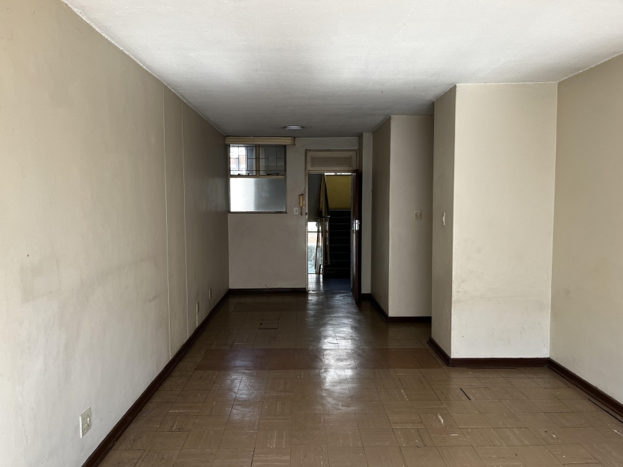 2 Bedroom Property for Sale in Muckleneuk Gauteng