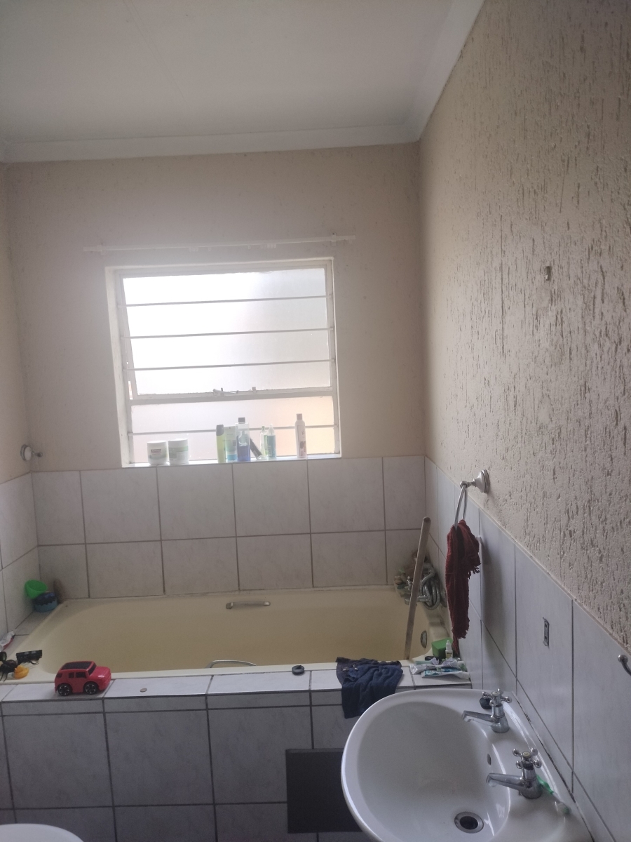 3 Bedroom Property for Sale in Princess A H Gauteng