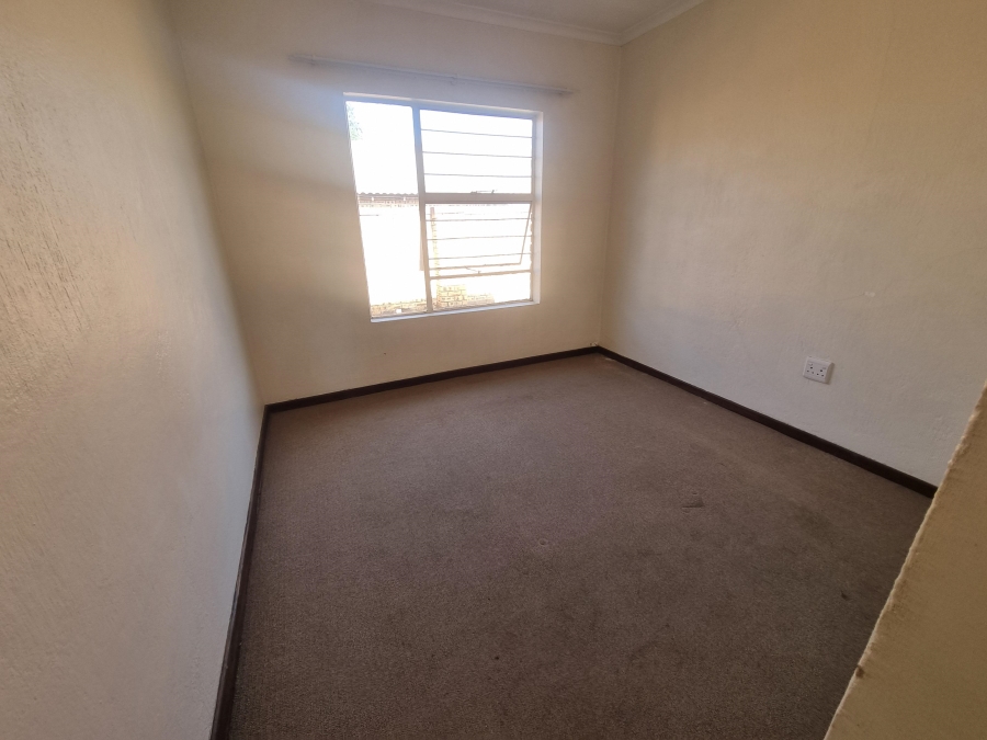 To Let 2 Bedroom Property for Rent in Honeydew Gauteng