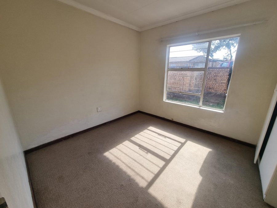 To Let 2 Bedroom Property for Rent in Honeydew Gauteng