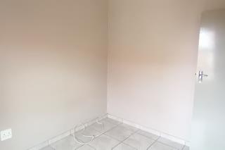 To Let 2 Bedroom Property for Rent in Princess A H Gauteng