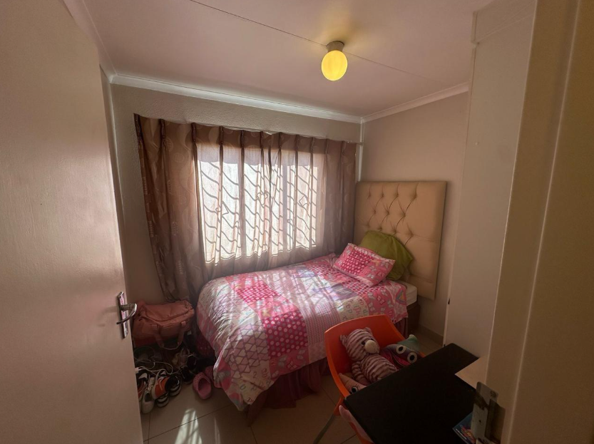 2 Bedroom Property for Sale in Ormonde Gauteng