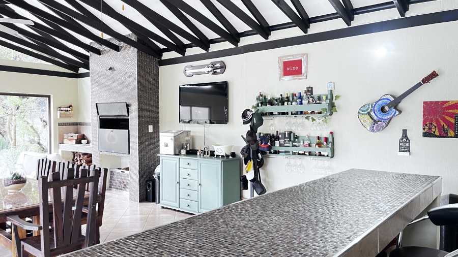 4 Bedroom Property for Sale in Farrarmere Gauteng