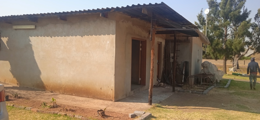 Commercial Property for Sale in Homestead Apple Orchards Gauteng