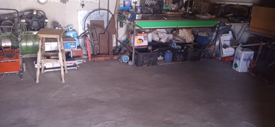 Commercial Property for Sale in Homestead Apple Orchards Gauteng