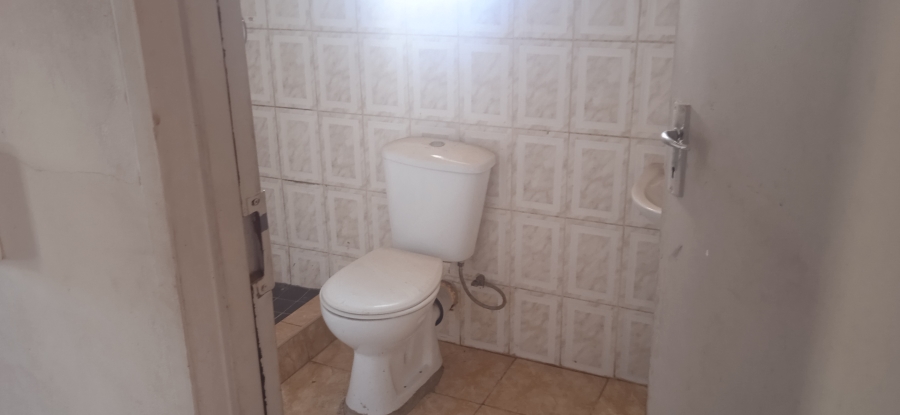 Commercial Property for Sale in Homestead Apple Orchards Gauteng
