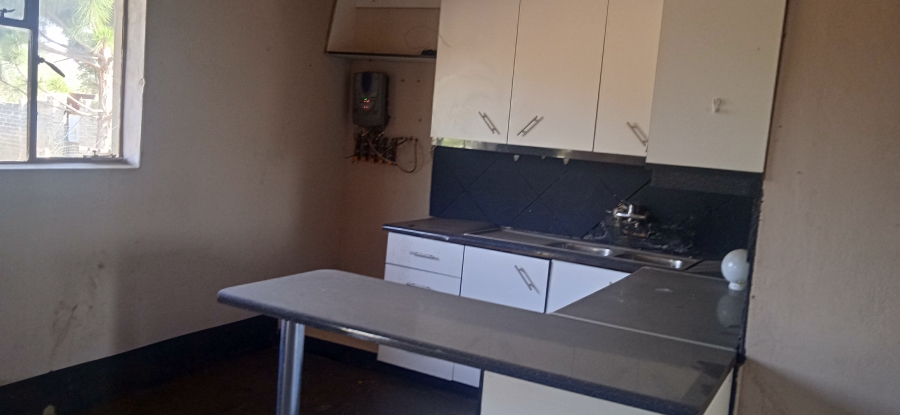Commercial Property for Sale in Homestead Apple Orchards Gauteng