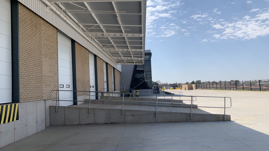 To Let commercial Property for Rent in Airport Park Gauteng