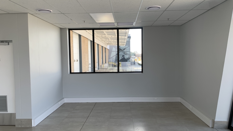 To Let commercial Property for Rent in Airport Park Gauteng