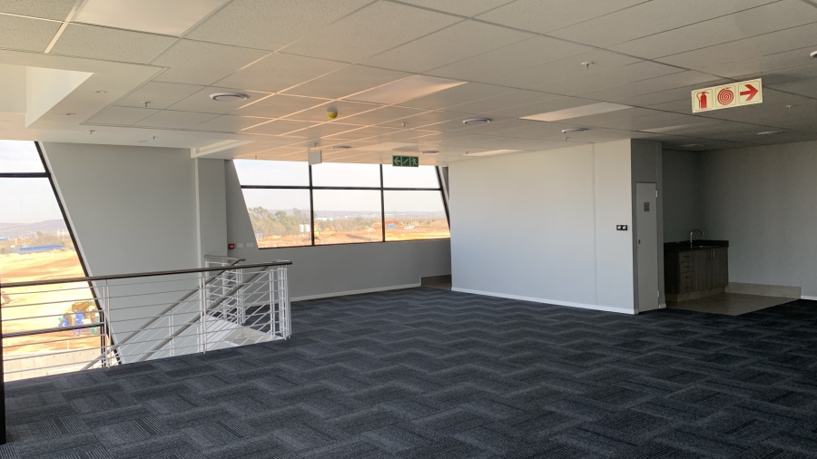 To Let commercial Property for Rent in Airport Park Gauteng