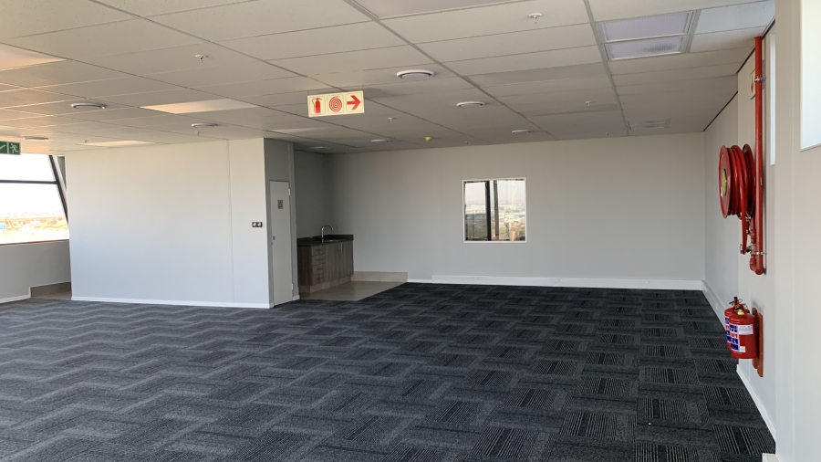 To Let commercial Property for Rent in Airport Park Gauteng