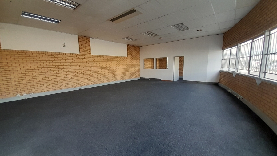 To Let commercial Property for Rent in Randjespark Gauteng