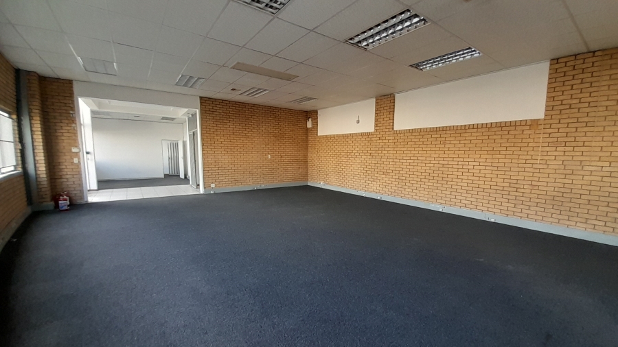 To Let commercial Property for Rent in Randjespark Gauteng