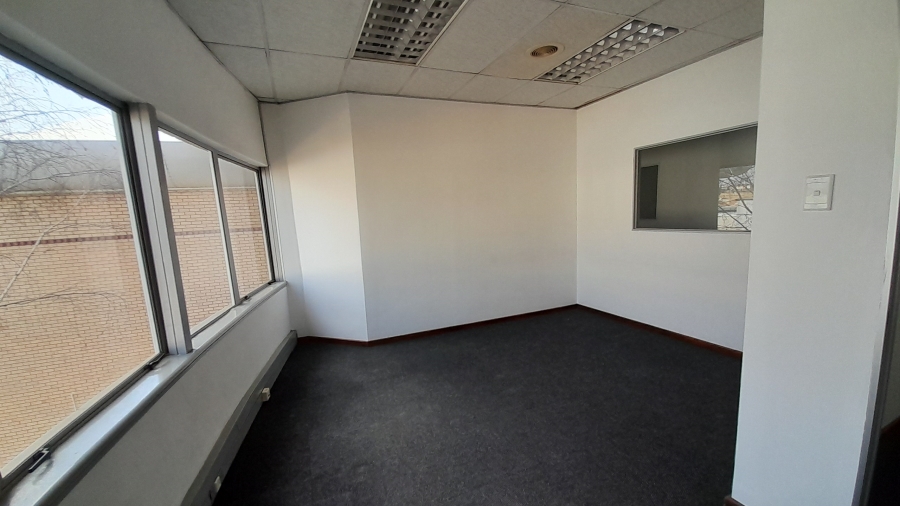 To Let commercial Property for Rent in Randjespark Gauteng