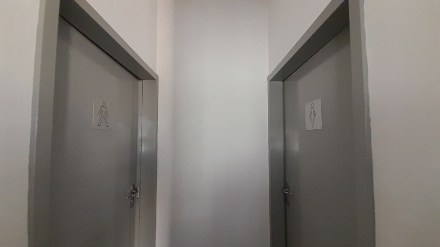 To Let commercial Property for Rent in Randjespark Gauteng