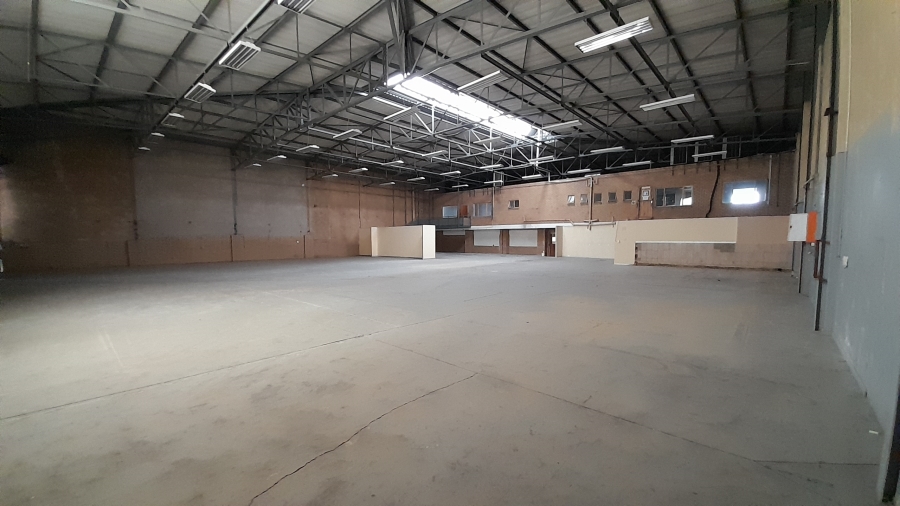 To Let commercial Property for Rent in Randjespark Gauteng