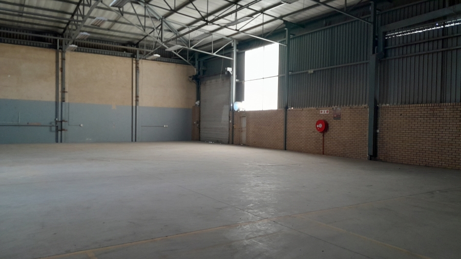 To Let commercial Property for Rent in Randjespark Gauteng