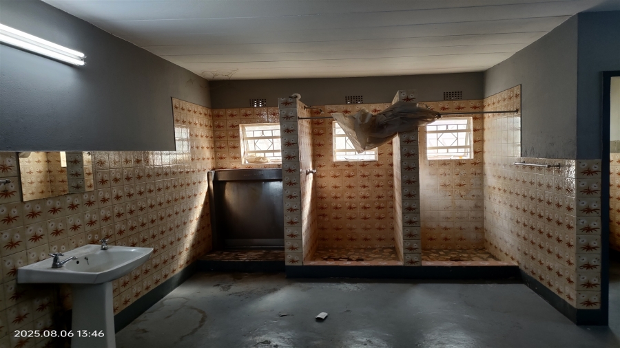 To Let commercial Property for Rent in Strijdom Park Gauteng