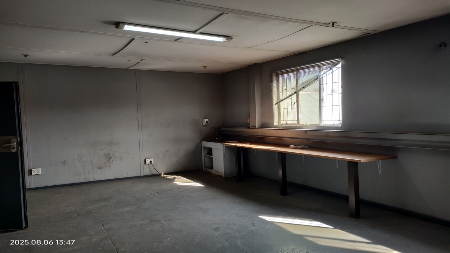 To Let commercial Property for Rent in Strijdom Park Gauteng