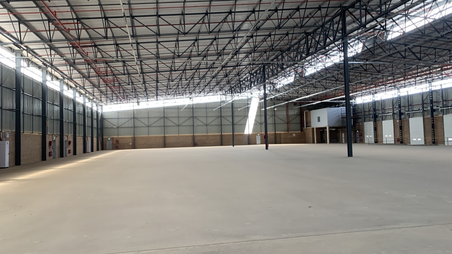 To Let commercial Property for Rent in Airport Park Gauteng