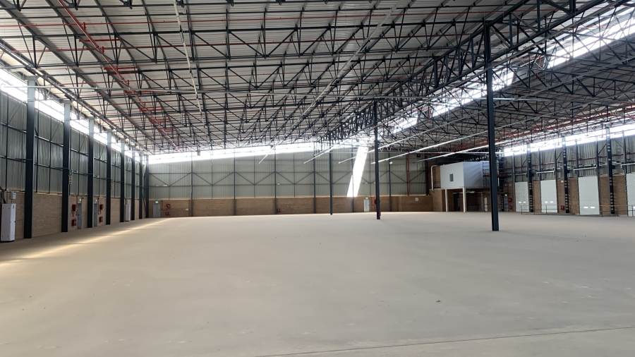 To Let commercial Property for Rent in Airport Park Gauteng