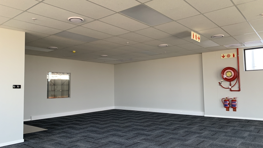 To Let commercial Property for Rent in Airport Park Gauteng