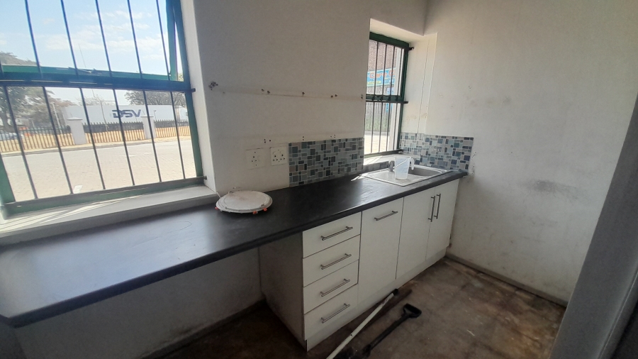 Commercial Property for Sale in Halfway House Gauteng
