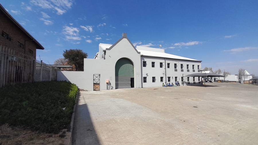 Commercial Property for Sale in Halfway House Gauteng