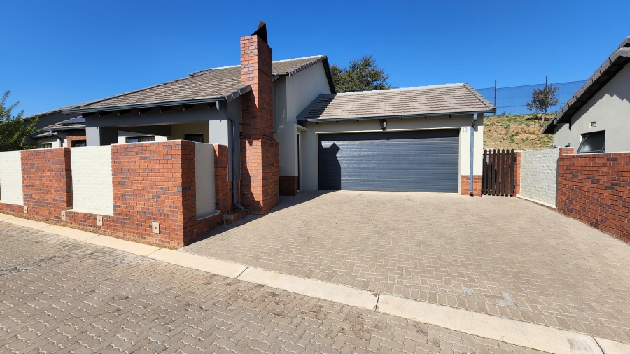 3 Bedroom Property for Sale in Amberfield Manor Gauteng