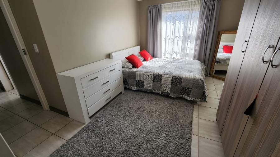 3 Bedroom Property for Sale in Amberfield Manor Gauteng