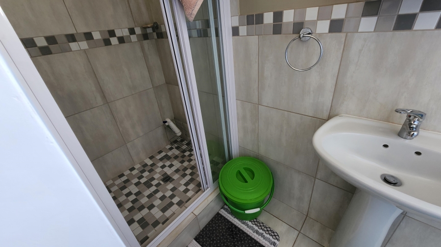 3 Bedroom Property for Sale in Amberfield Manor Gauteng