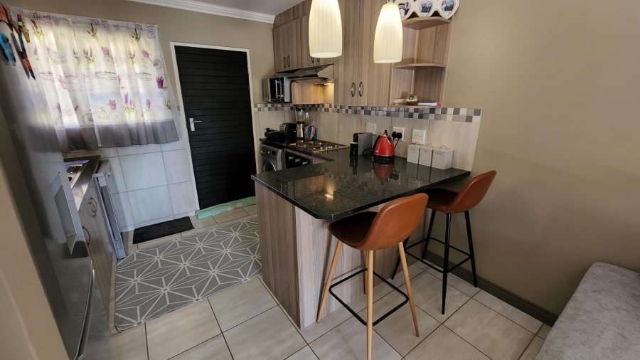 3 Bedroom Property for Sale in Amberfield Manor Gauteng
