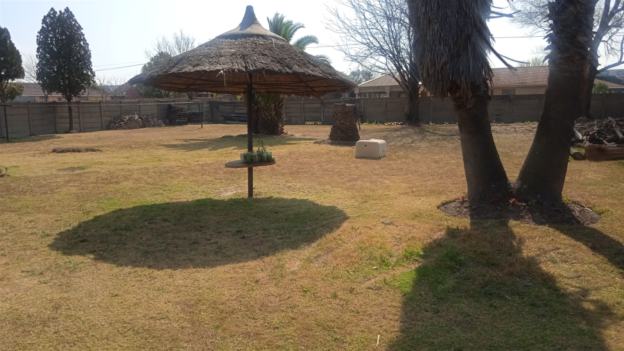 9 Bedroom Property for Sale in Bedworth Park Gauteng