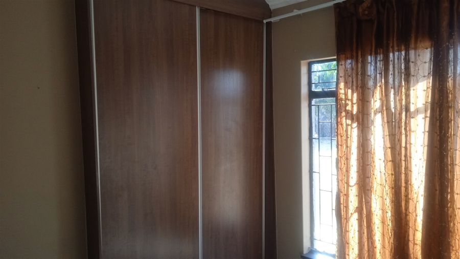 9 Bedroom Property for Sale in Bedworth Park Gauteng